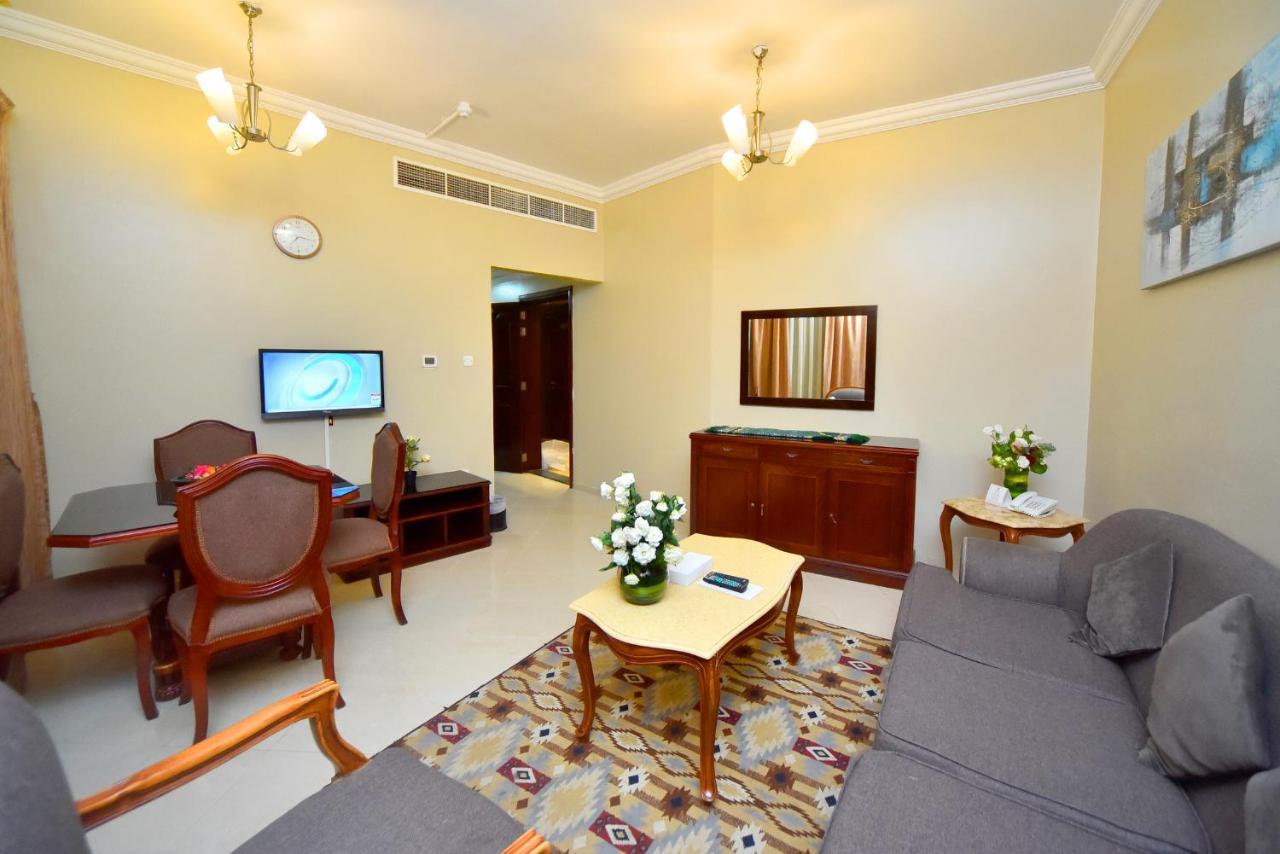 Emirates Stars Hotel Apartments Sardzsa Kültér fotó